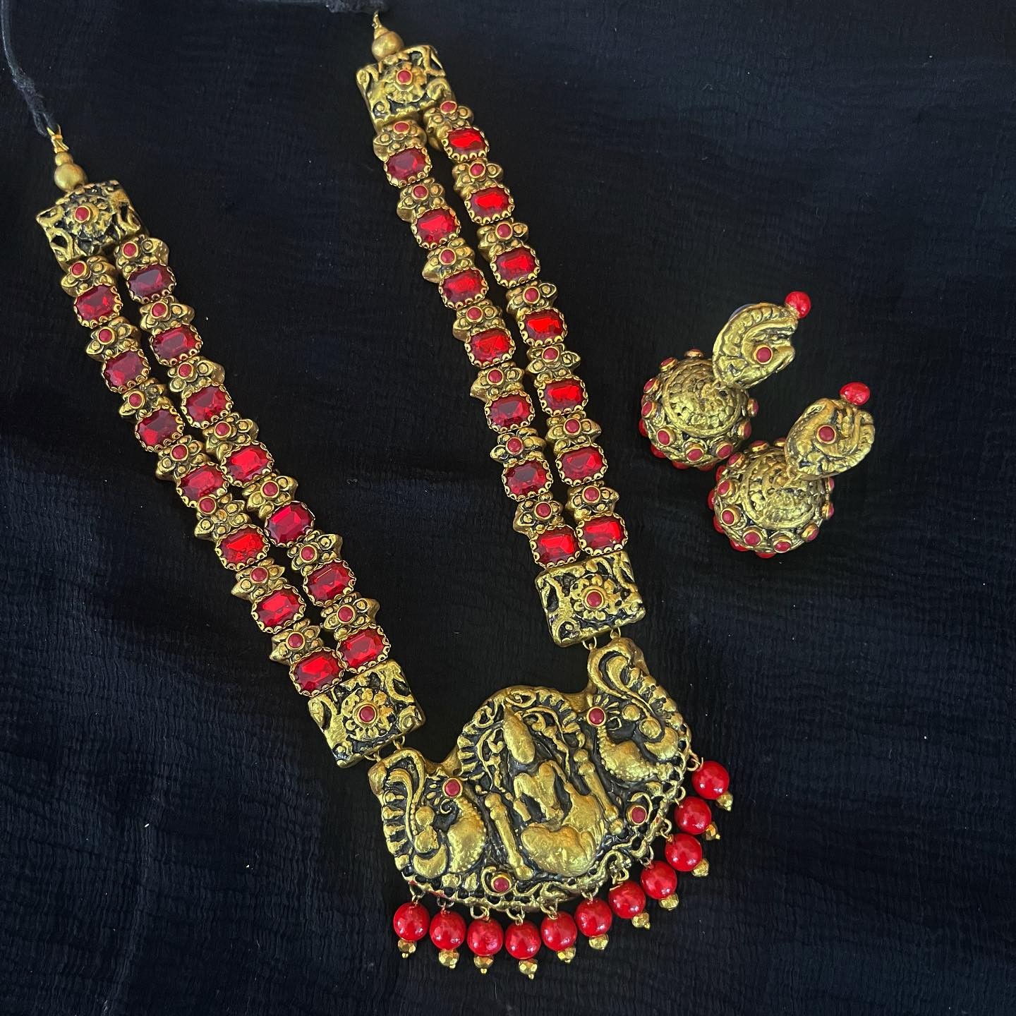 Grand Terracotta Jewel set with Earring